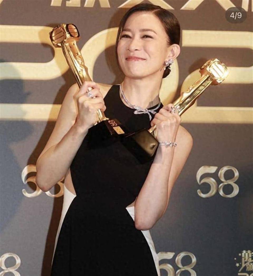 佘诗曼带干女儿们聚餐!排队买单还打车超低调，单身无子已留遗嘱