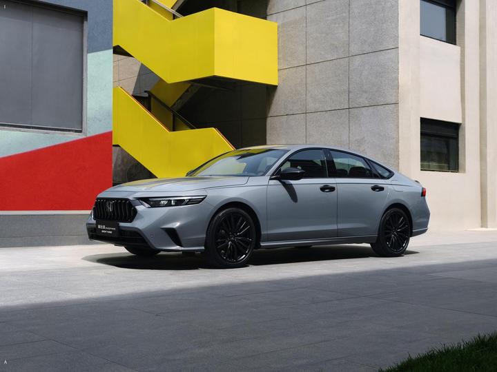 15万预算买谁不后悔？英仕派/凯美瑞/雅阁购车细节拆解-网通社汽车