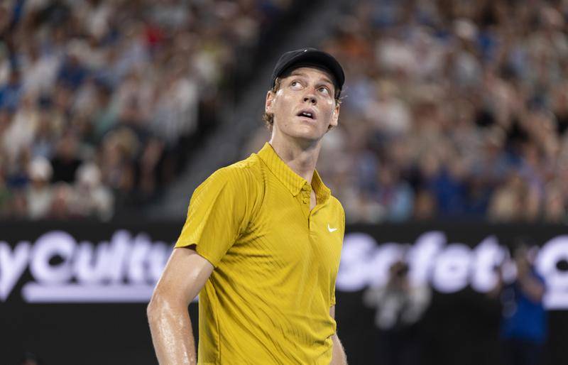 澳网:辛纳3-1逆转夺17场连胜 德约夺大满贯第400胜