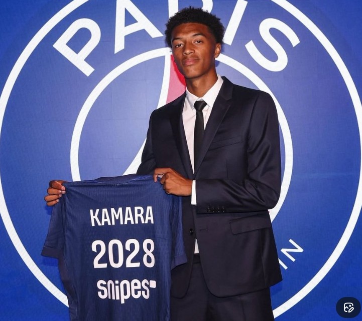 德天空:勒沃库森并未与巴黎谈判引进19岁中卫卡马拉