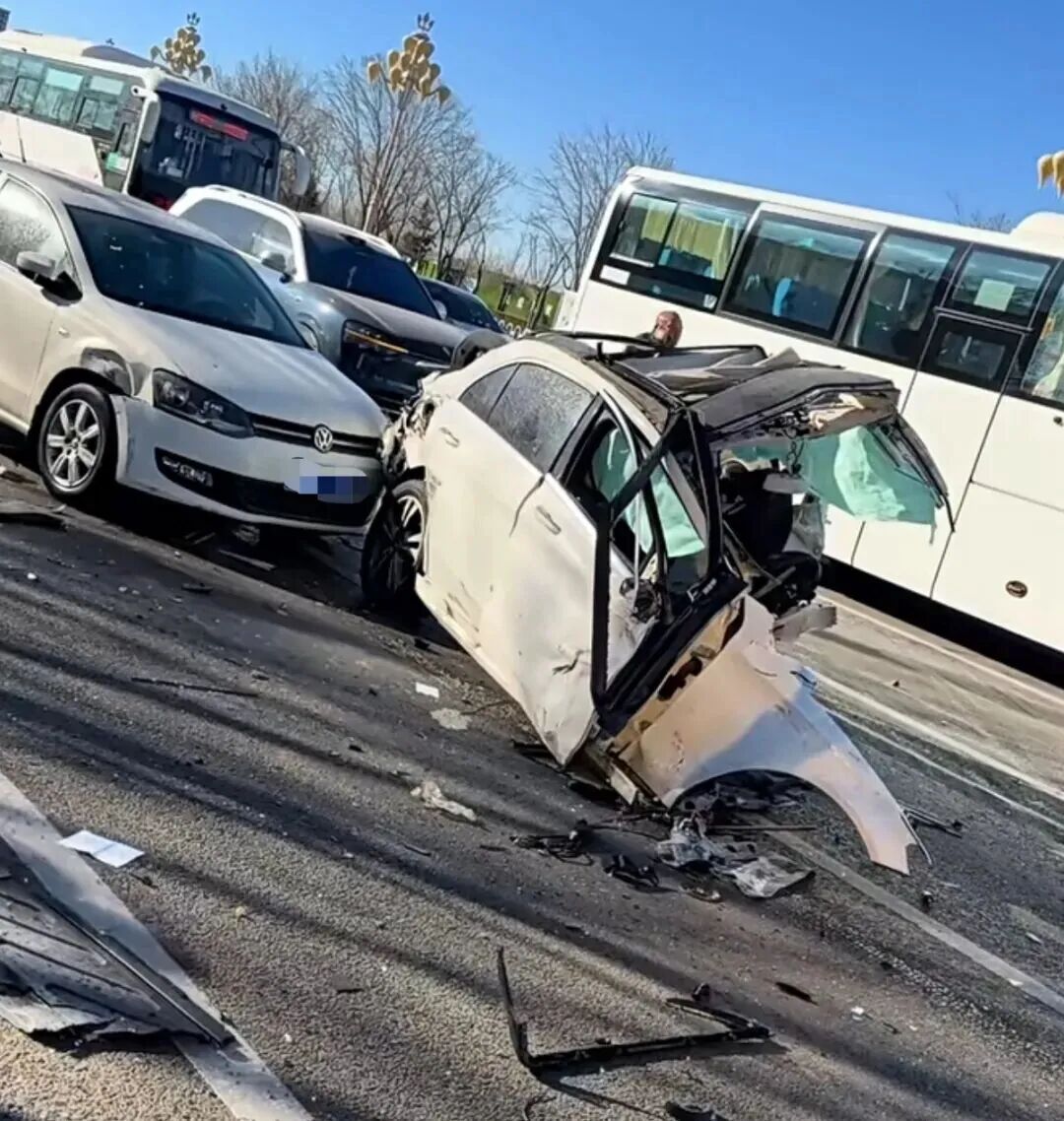 今天（3日）中午，鄂尔多斯市公安局交通管理支队发布警情通报：