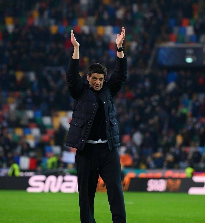 劳塔罗三连斩意甲历史第4人，为球迷炸伤对手门将道歉，国米2-0升班马