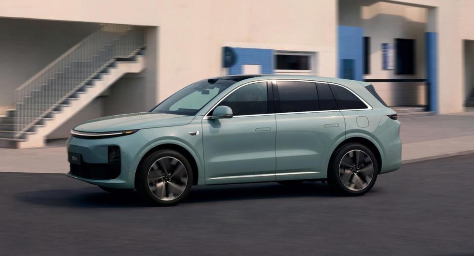 中大型SUV“神仙打架”2025年销量榜 仅三款销量过十万 钛7第四