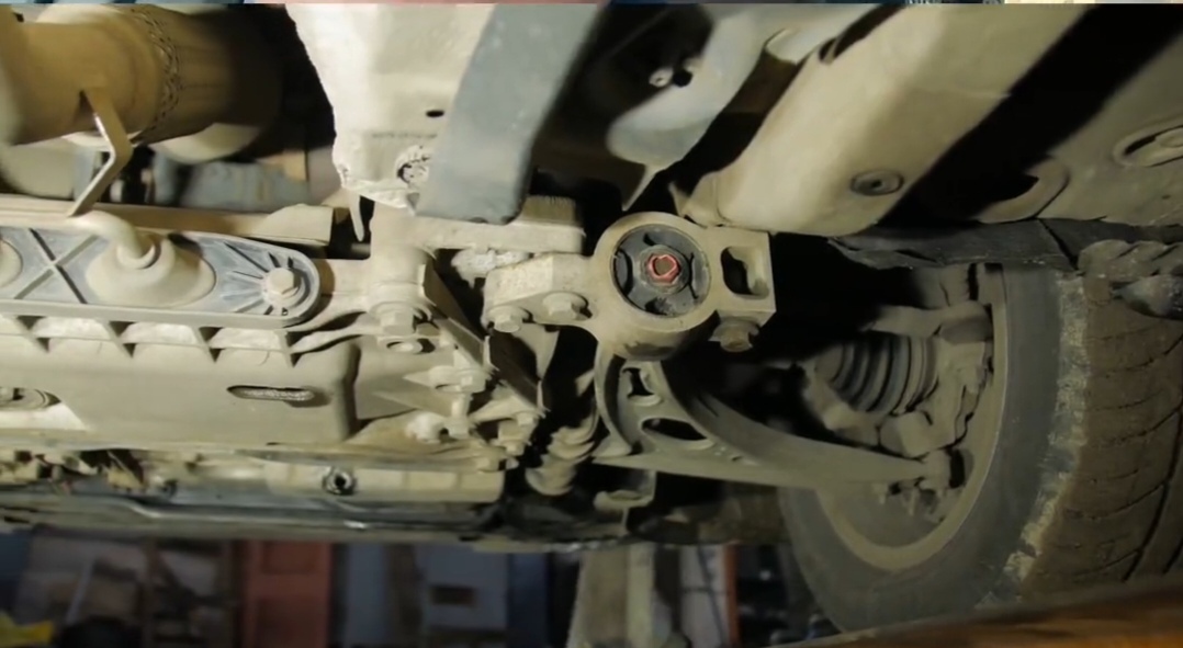 买车怎样判断底盘的好坏?