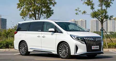 轿车销量暴涨，MPV遇冷，家用车到底该怎么选？