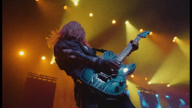 VENDED是美国重金属新浪潮SLIPKNOT（活结）主唱Corey