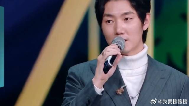 丁太升犀利点评王晰，凭借“天赐的声音”太过自负！