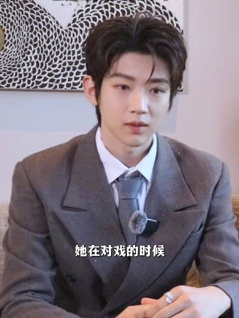 吴俊霆谈《子夜归》无字书幕后,与田曦薇情感同步互激