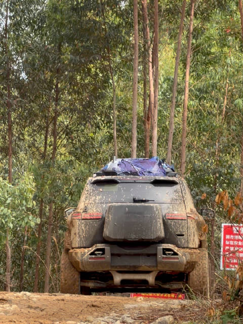 大南山频现比亚迪方程豹钛3测试车