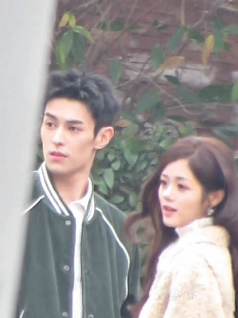 告白男二女二！这是左叶吧