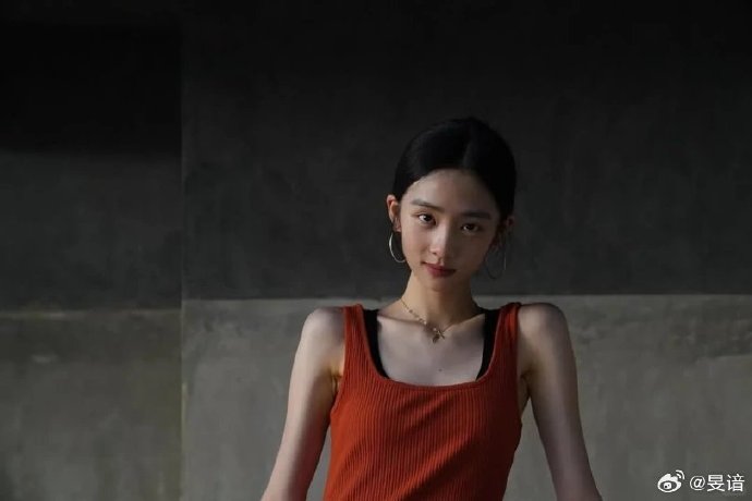 黄多多未来是否会像传闻那样，正式进军影视圈出演文艺片？