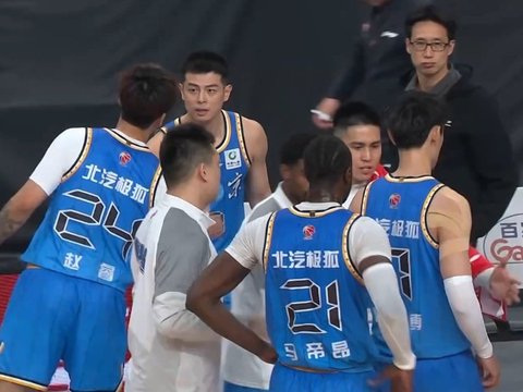 许利民：男篮争取春节后有一个全新精神面貌，外援会做考虑和筛选