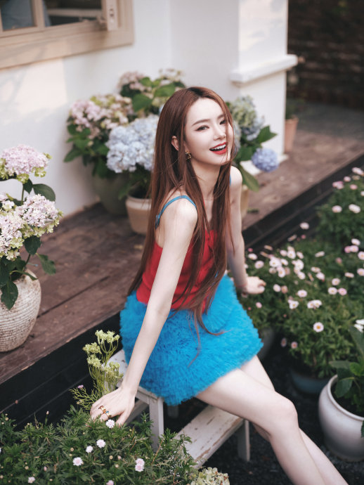 普通大众可以从戚薇的时尚态度和造型中得到哪些借鉴灵感？