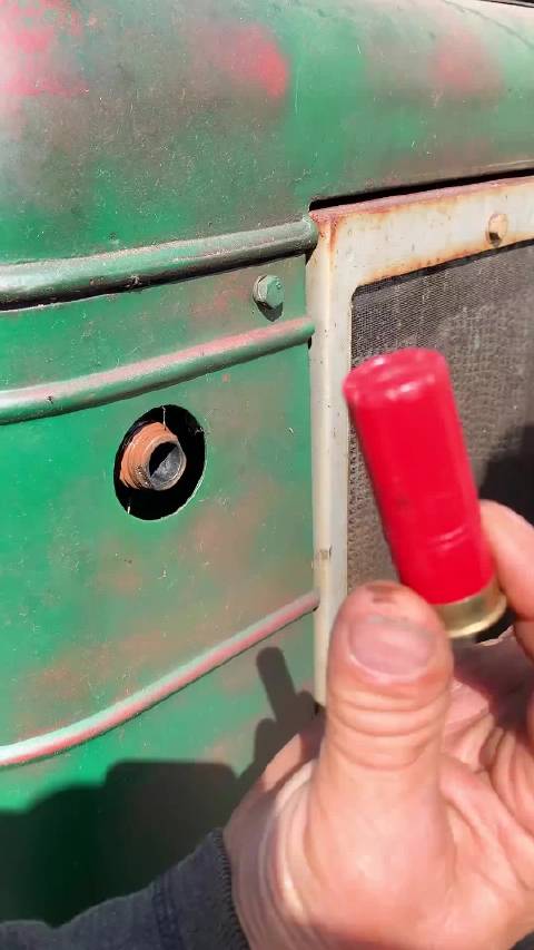 考夫曼启动器，用一枚霰弹来启动拖拉机