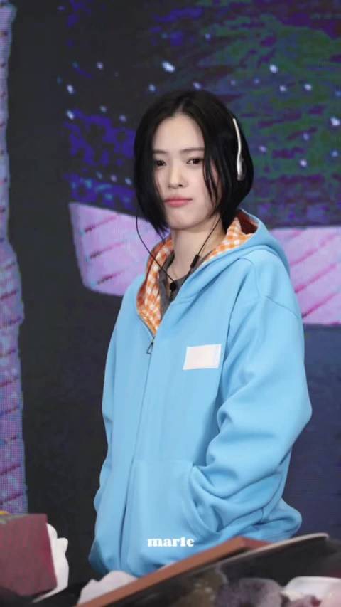 你最喜欢《怪奇物语》里的哪个角色？ ：MAX！ *260204泡泡直播