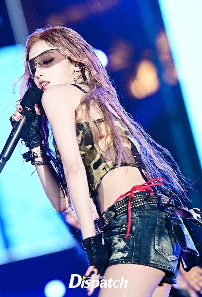 宋雨琦被喊回关水！音乐节翻车？网友笑疯：送雨琦太萌