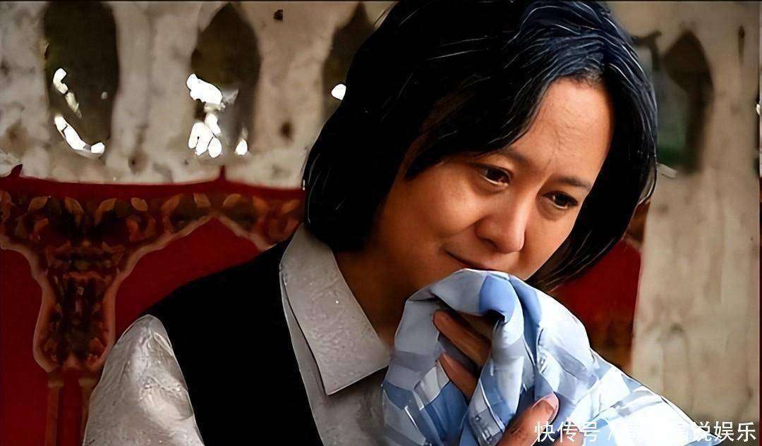 13年过去了，那个说要帮柏寒养儿子的海清，如今做到了吗？