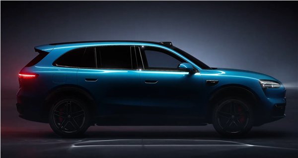 余承东公布问界M6实车外观 预计将于今年春季发布