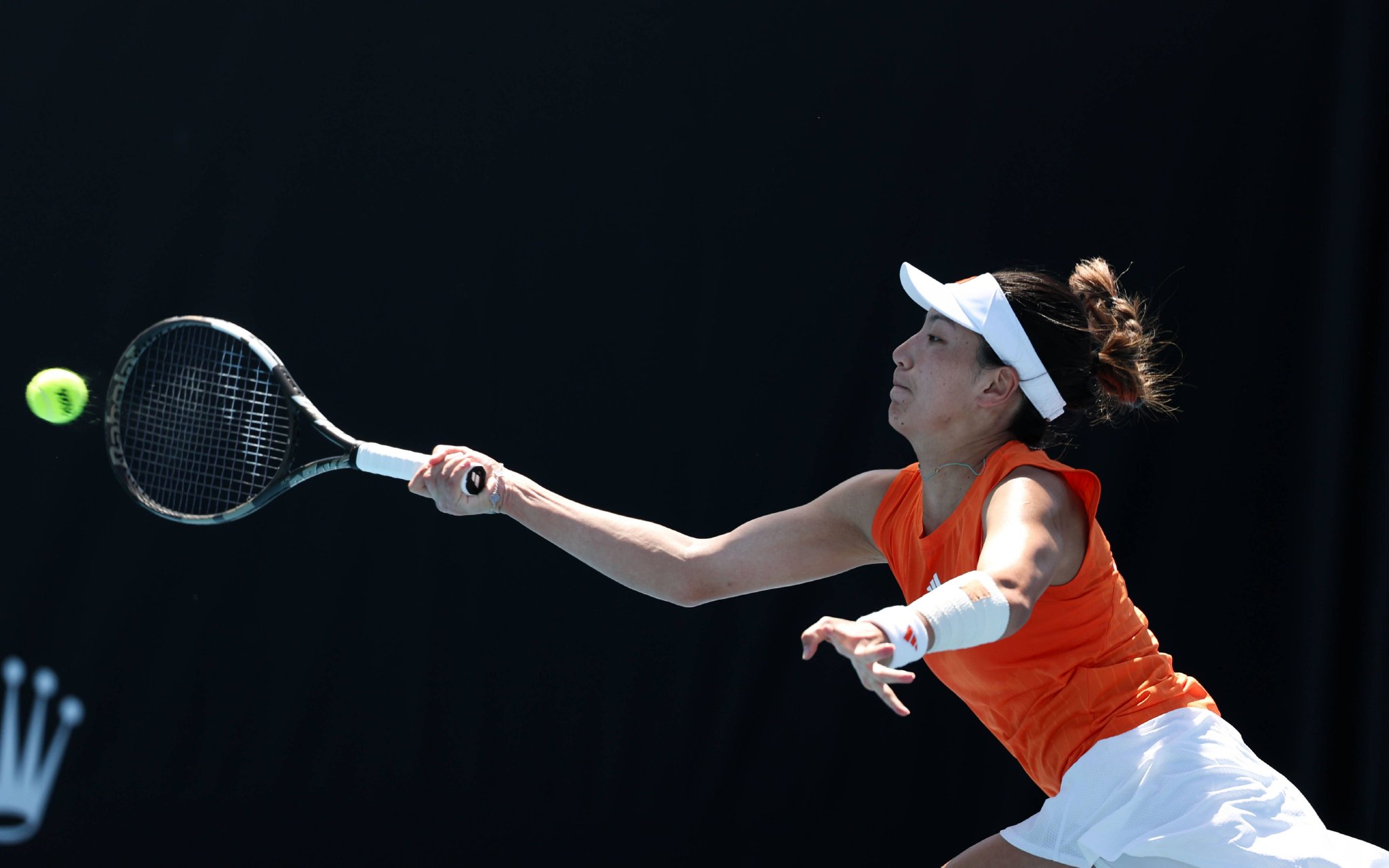 澳网-王欣瑜2-1逆转24号种子首进32强 凯斯斯瓦泰克晋级