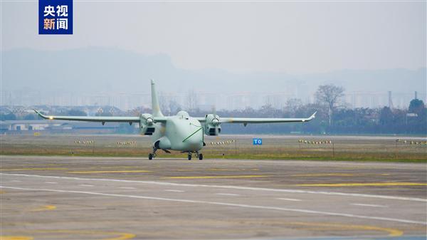 全球首款混合动力无人运输机！国产彩虹YH-1000S成功首飞