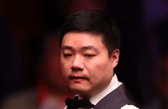 世界大奖赛:丁俊晖首轮出局 肖国栋力克威尔逊