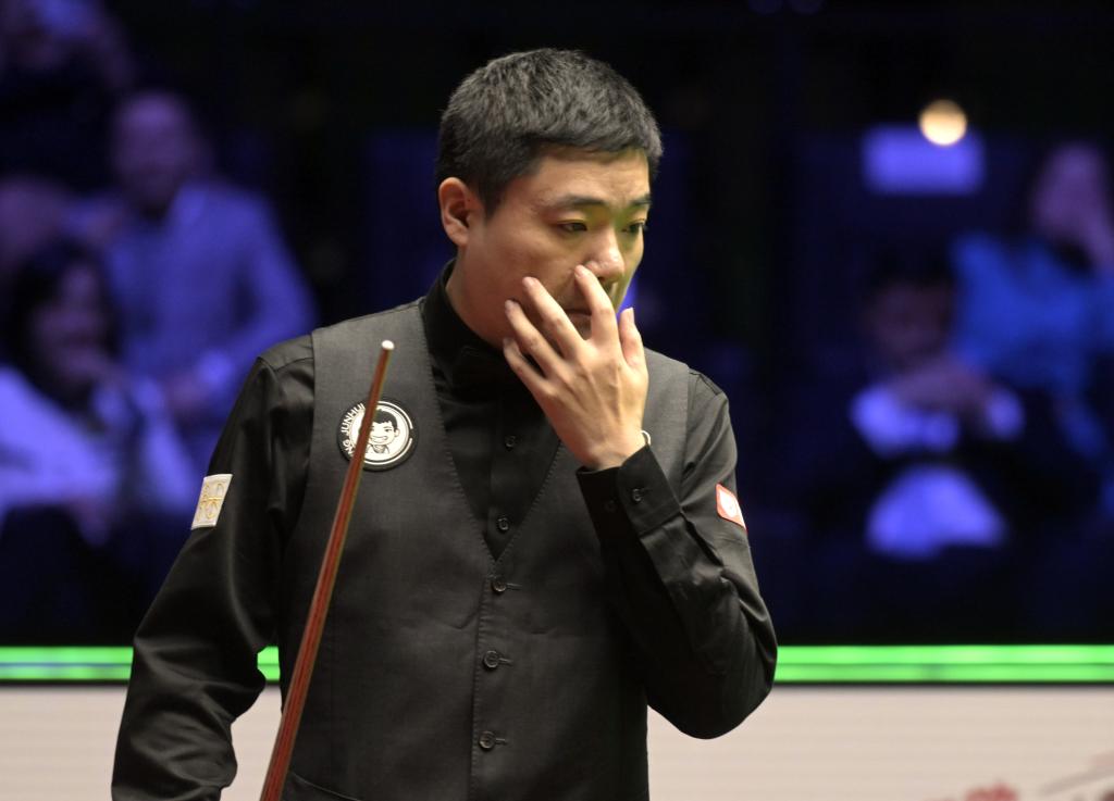 斯诺克——世界大奖赛：丁俊晖无缘第二轮