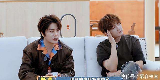 生儿的陈小春、苏醒和生女的王铮亮在育儿观上说到一块儿去了