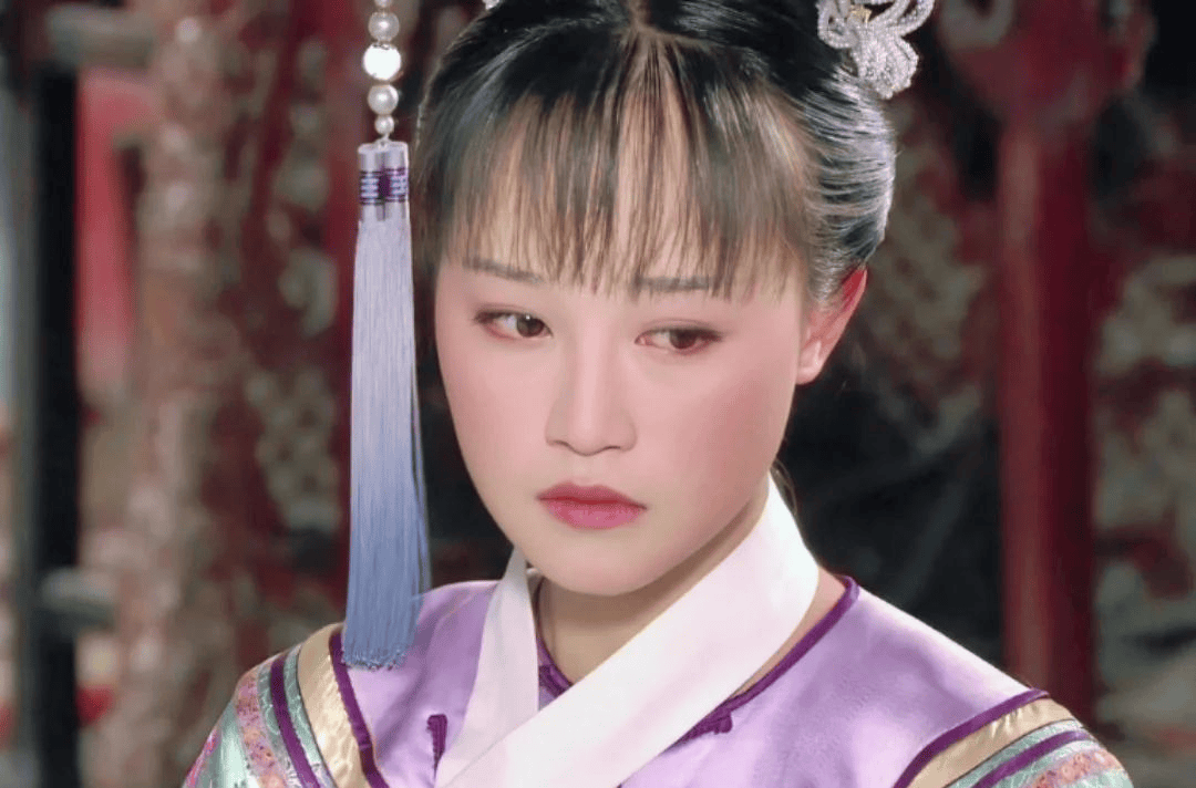 从浣碧到梁丹宁：蓝盈莹如何用“小角色”，完成演技逆袭之路