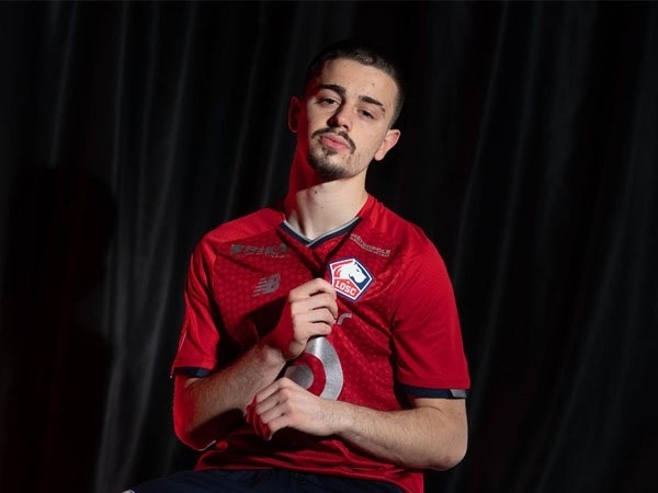 意媒:尤文已向里尔问询哲格罗瓦,他被视为冈萨雷斯的潜在替代者