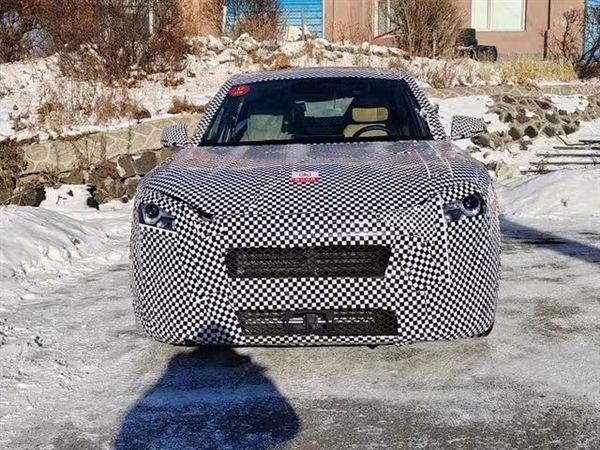 对标理想L9，AITO问界M9谍照曝光