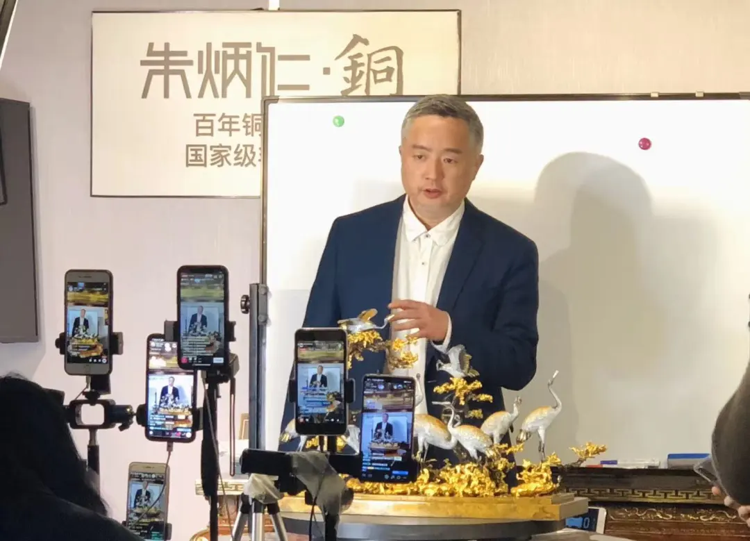 微信小店：单条视频号助力销售破百万，他靠“家事”成带货顶流