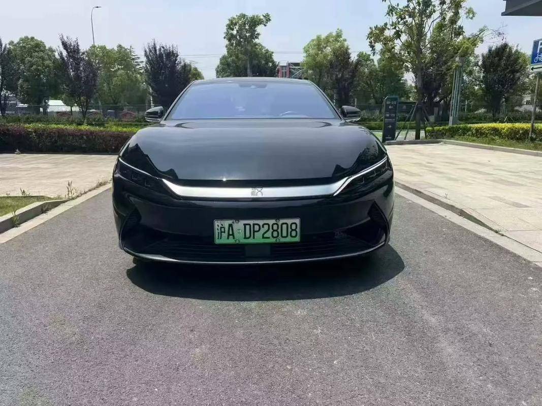 家用车储物空间盘点 小物件也能轻松收纳