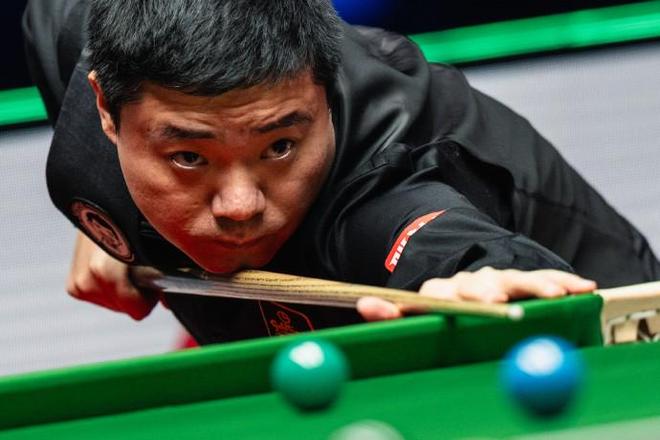 斯诺克世界大奖赛：丁俊晖3-5霍金斯，成首位出局中国球员