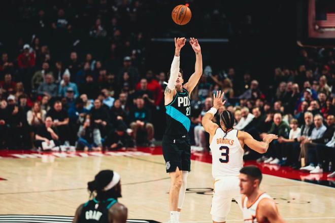 遭19分逆转6连败！杨瀚森DNP，开拓者125-130不敌太阳