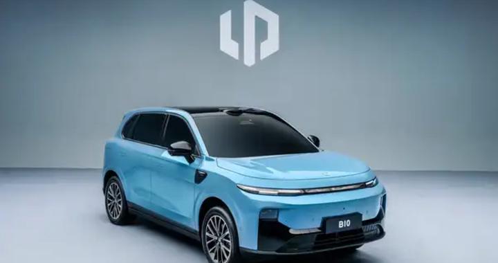 零跑汽车员工吐槽“年会拉胯”，董事长朱江明回应，年会奖品和晚餐菜单曝光