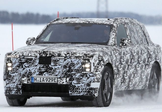 全新劳斯莱斯-库里南谍照曝光