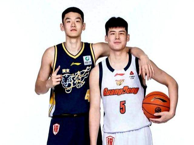 幼版赵睿就在广东阵中！只投大心脏三分，球迷：胡明轩的时间该给你