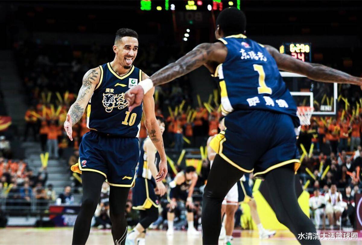 广东休赛期3换2大交易，现在再回首，盈亏难判！