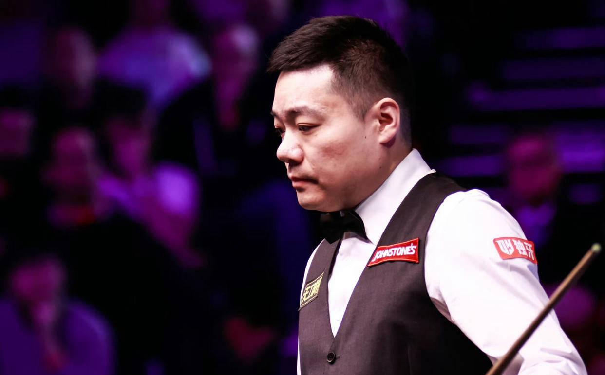斯诺克世界大奖赛最新战报：多位种子选手首轮出局，霍金斯力挫丁俊晖