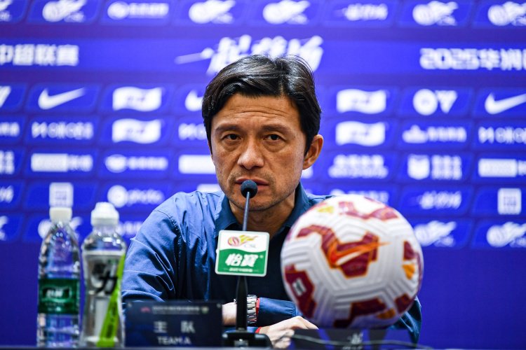 媒体人：亚泰的问题是引援全面失败，谢晖下课解决不了什么问题