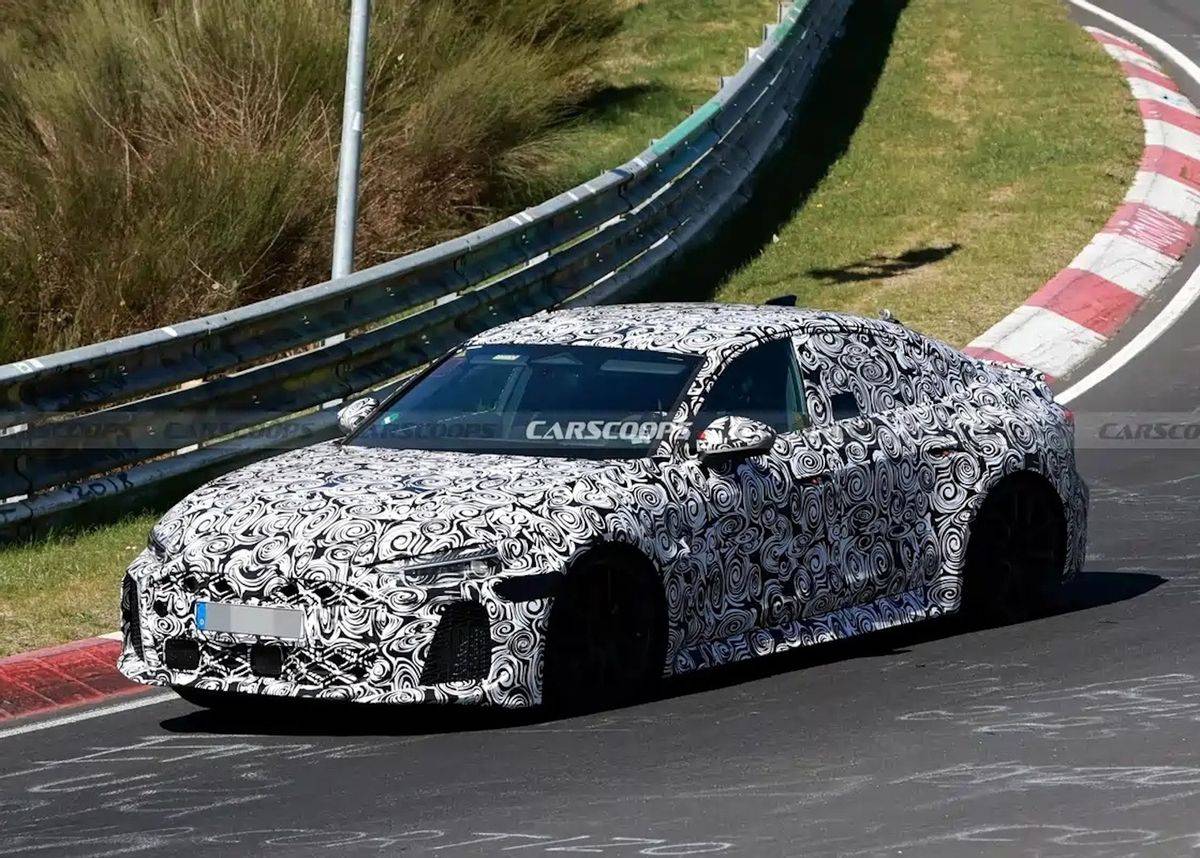 全新奥迪RS 5预告图！配2.9T V6插混，纯电续航100km，2月19日发布