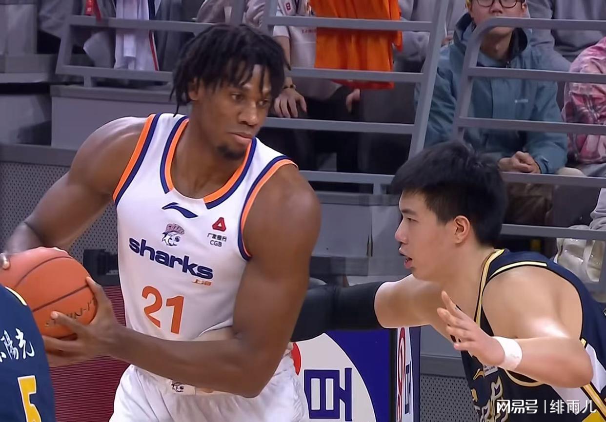 不是奎因!广东队首个被裁外援曝光,杜锋钦点之人将离队?