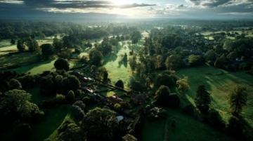 隐世之旅：探秘柬埔寨未被触碰的腊塔纳基里自然奇景