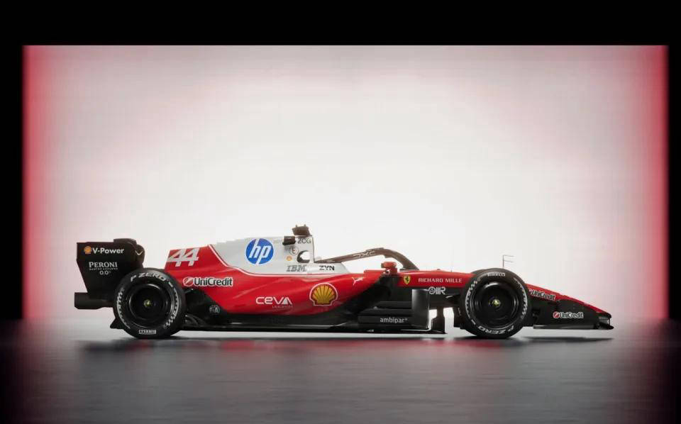 法拉利2026赛季赛车SF-26揭晓，涂装设计致敬经典且聚焦研发进程