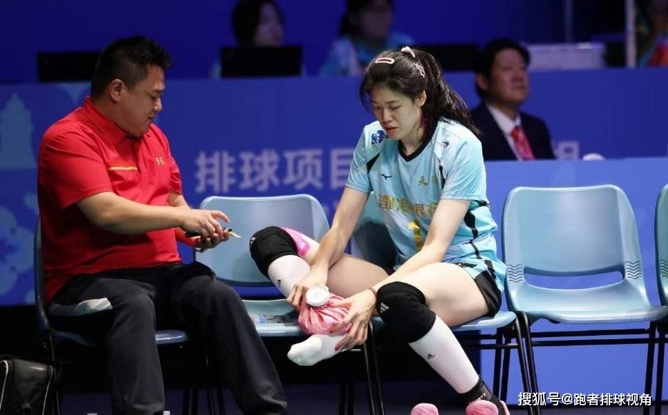 李盈莹晒自拍照！留洋未遂后露面，心情不算差，妈妈陪伴