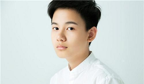 胡先煦这个天津小奶狗，硬是被带成了一个满口东北话的话唠