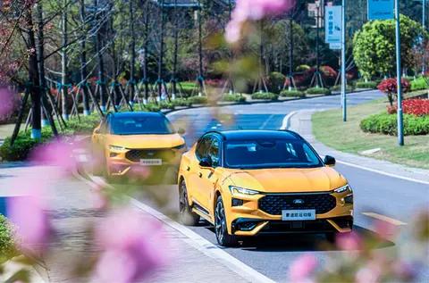 14 万多抄底合资 B 级车！蒙迪欧：近 3 米轴距 + 混动，买车不用磨嘴皮