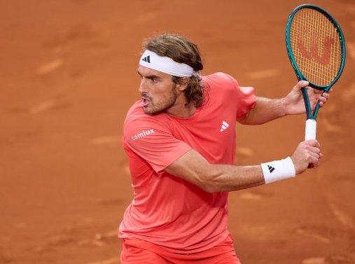 小野兔遭爆冷,郑钦文丢5赛点出局,张帅收退赛礼,袁悦进八强