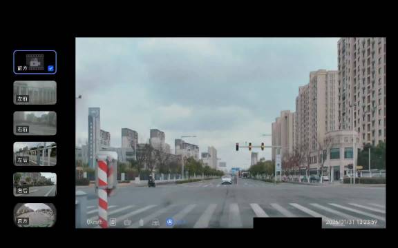 学会三点式掉头之后，真的越来越好用了 下次找几个地方去试试就近泊车