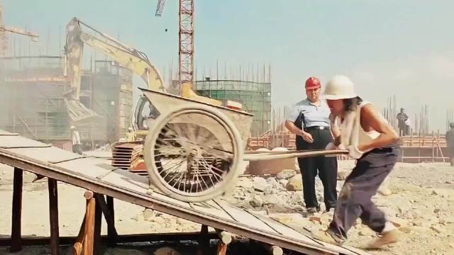 “你顶不了”，包工头刀子嘴豆腐心对星爷是真的非常照顾！